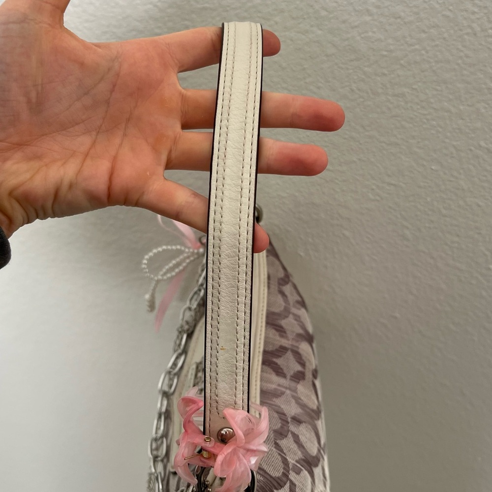 Coach Beige and Pink Shoulder Bag with Chain Detail - Picture 9 of 16